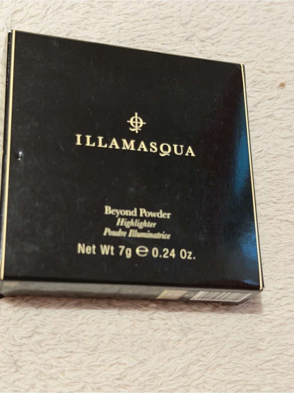 Illamasqua Beyond Powder Highlighter - Deity